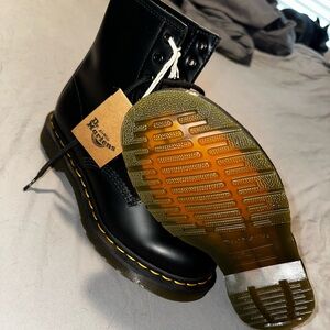 Dr. Martens boots. Size 8. NWT.